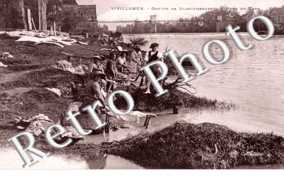 Groupe de Blanchisseurs au bord du Tarn