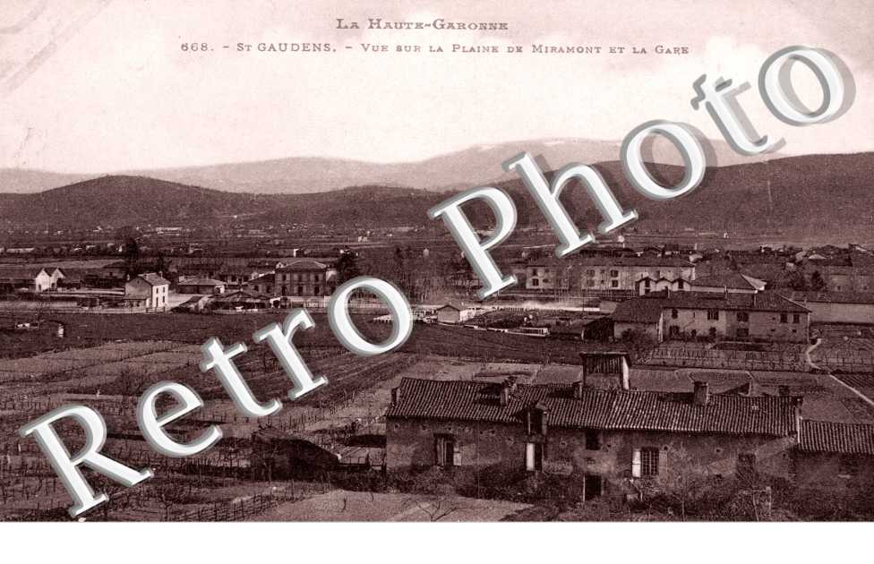 Vue sur la Plaine de Miramont et la gare