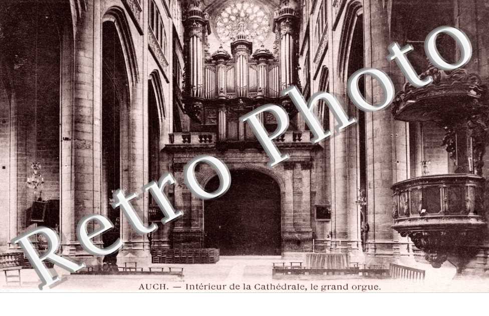 interieur de la cathedrale, le grand orgue