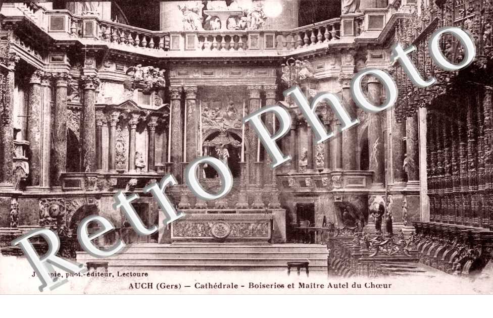 Cathedrale Boiseries et Maitre Autel