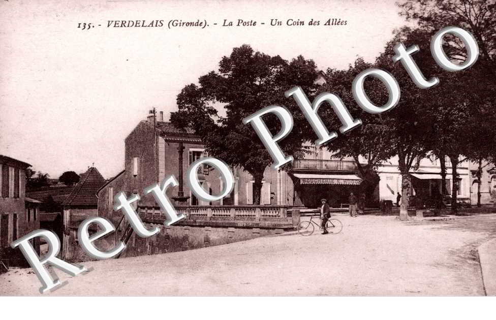 La poste - un coin des allees