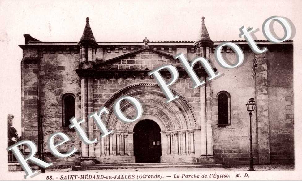 Porche de l&#039;eglise