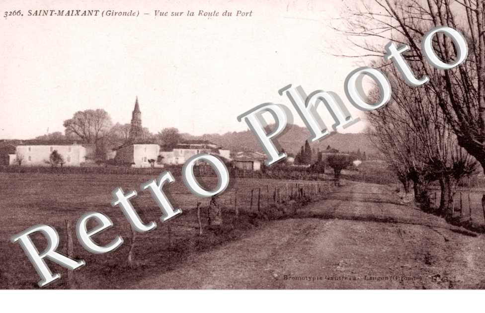 Vue sur la route du Port