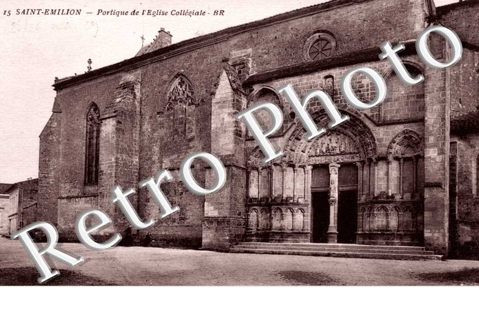 portique de l'eglise collegiale