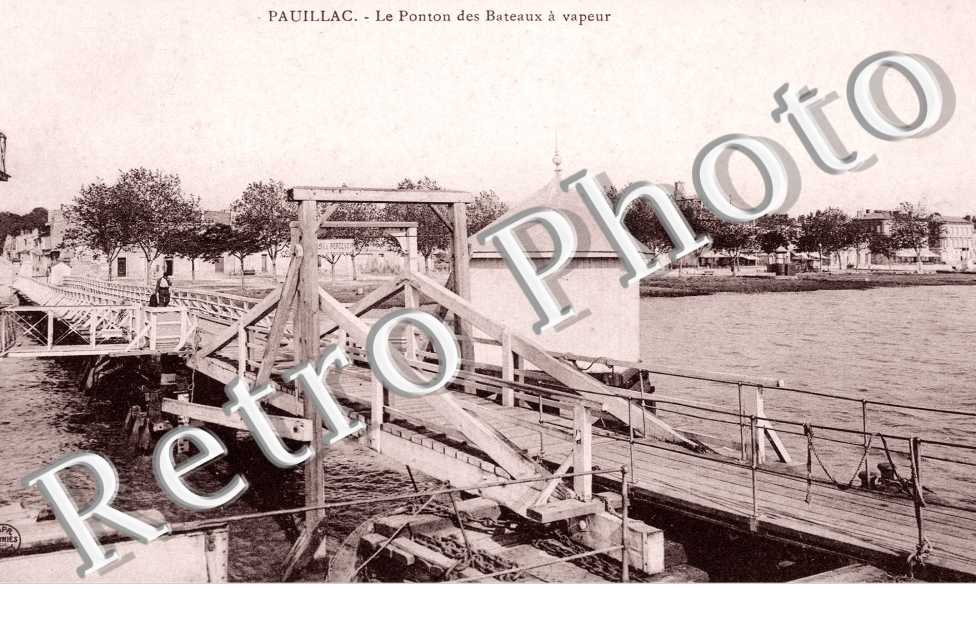 Le ponton des bateaux a vapeur
