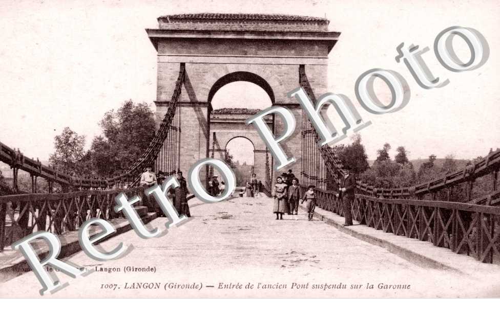 entree de l'ancien pont suspendu