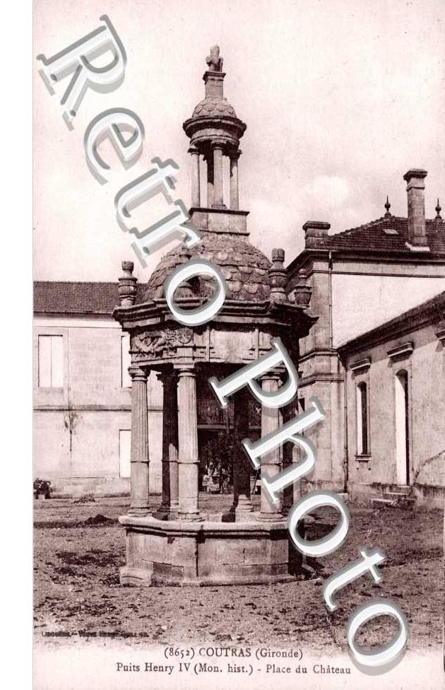 Le Puits Henri IV, Place du Chateau