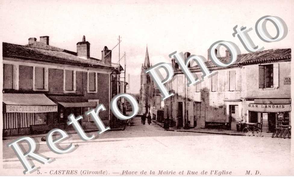 Place de la mairie et rue de l&#039;eglise
