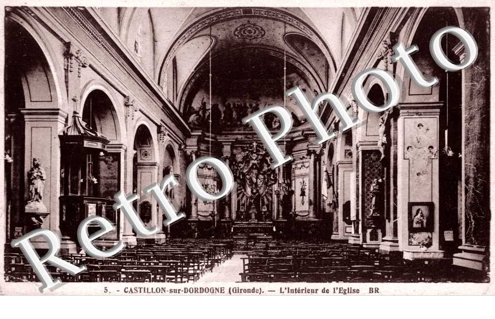 Interieur de l'eglise