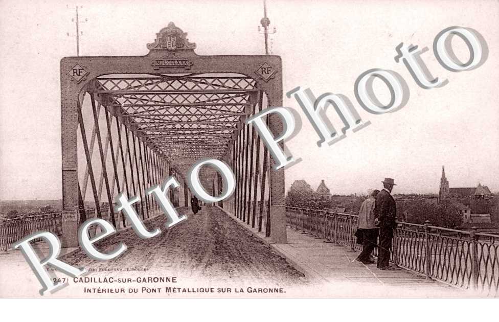 Interieur du Pont Metaliqque sur la Garonne