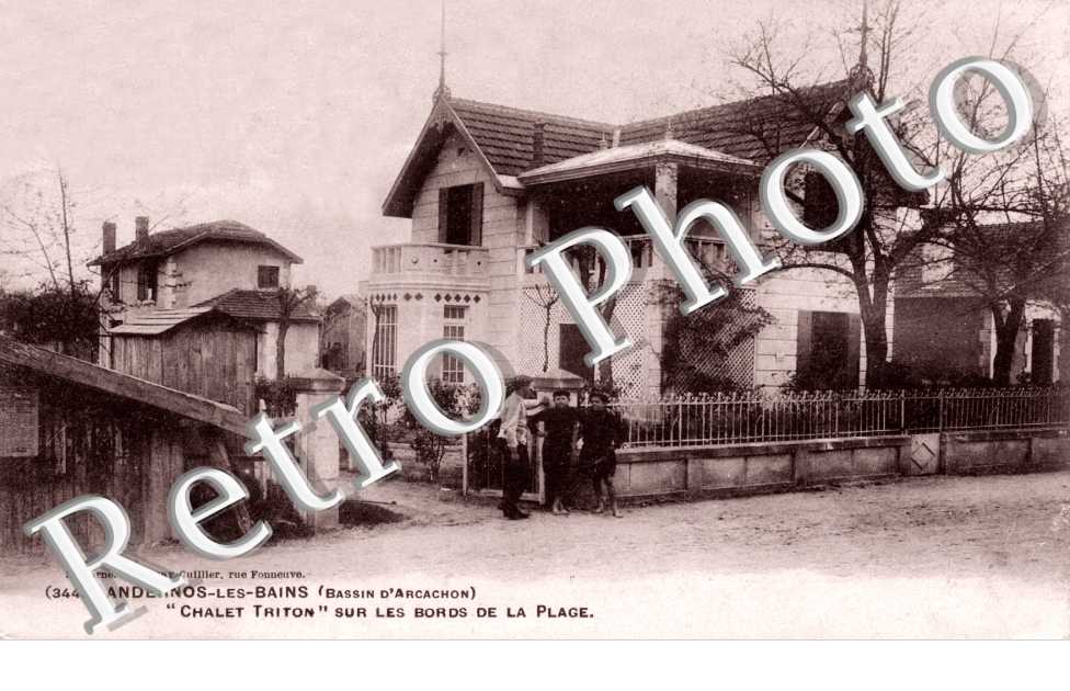 Chalet Triton sur les bords de la plage
