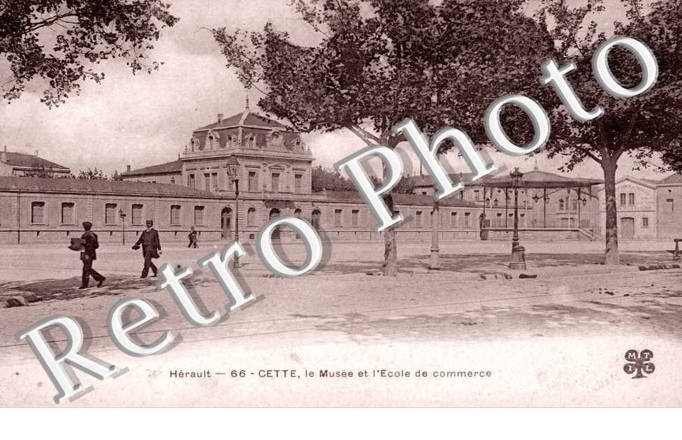 Le musee et l'ecole du commerce