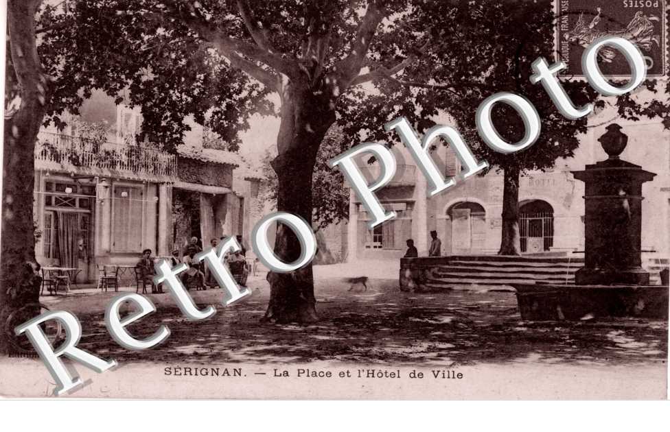 La Place et l&#039;Hotel de Ville