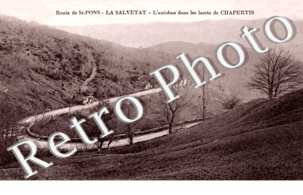 Route de St Pont, l'autobus dans les lacet de Chapertis