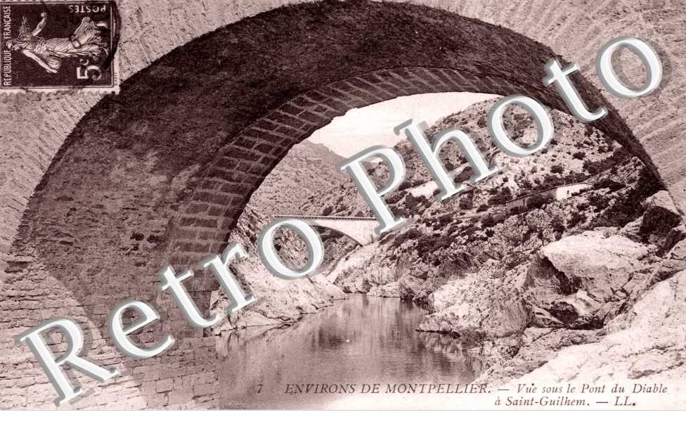 vue sous le pont du diable