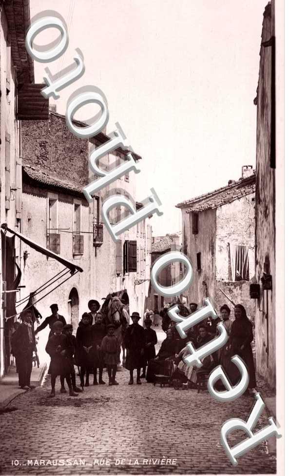 Rue de la riviere