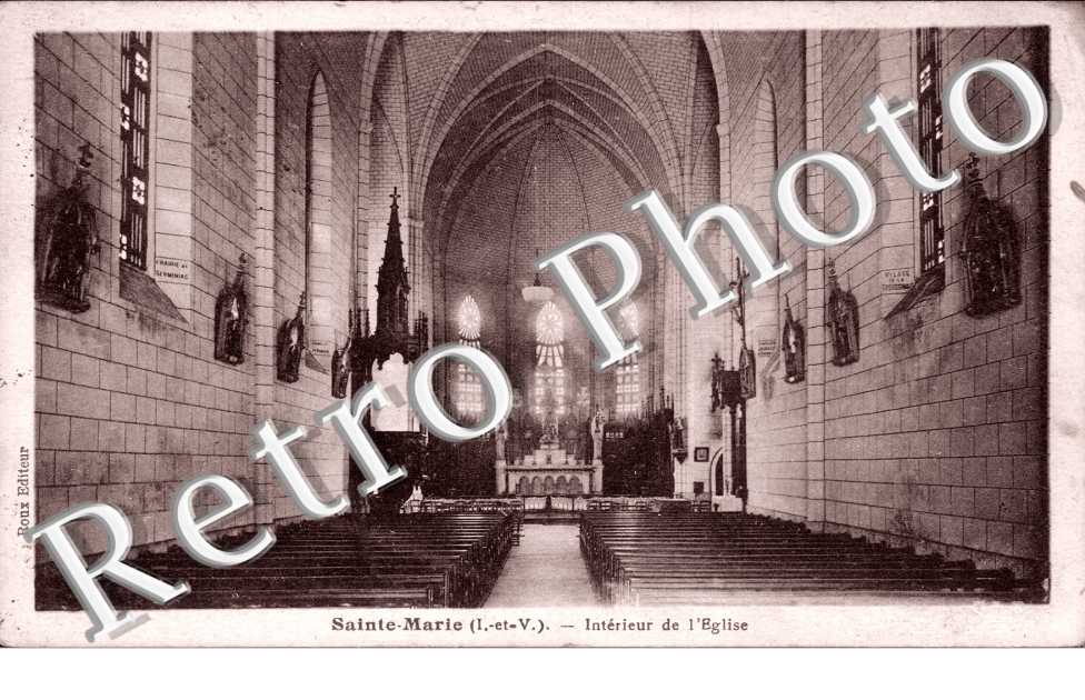 intérieur de l&#039;église 