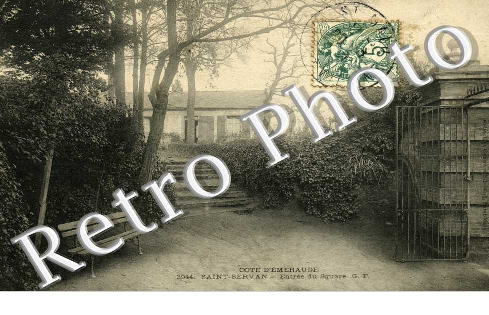 Entree du square