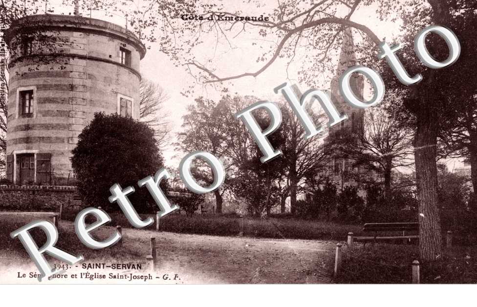 le semaphore et l'eglise saint Joseph