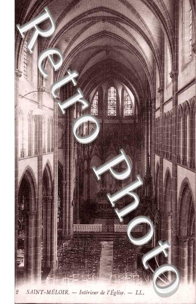 intérieur de l&#039;église 