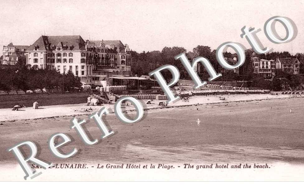 Le grand Hotel et la plage