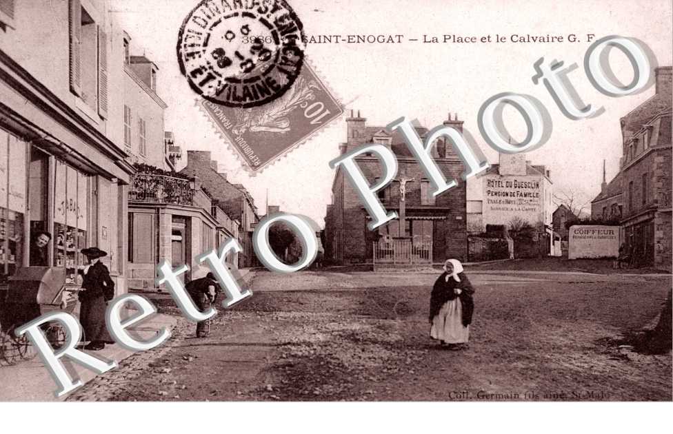 la place et le calvaire