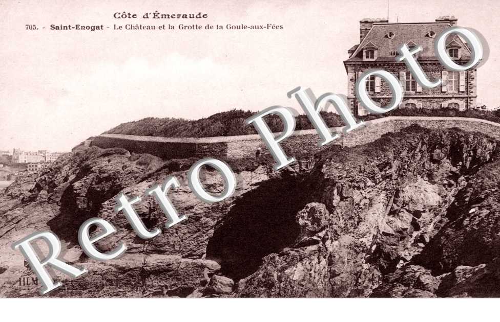 Le Chateau et la Grotte de la Goule aux Fees
