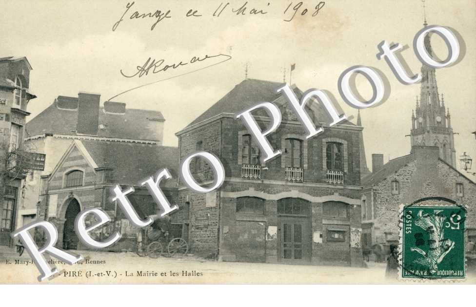 La mairie et les halles