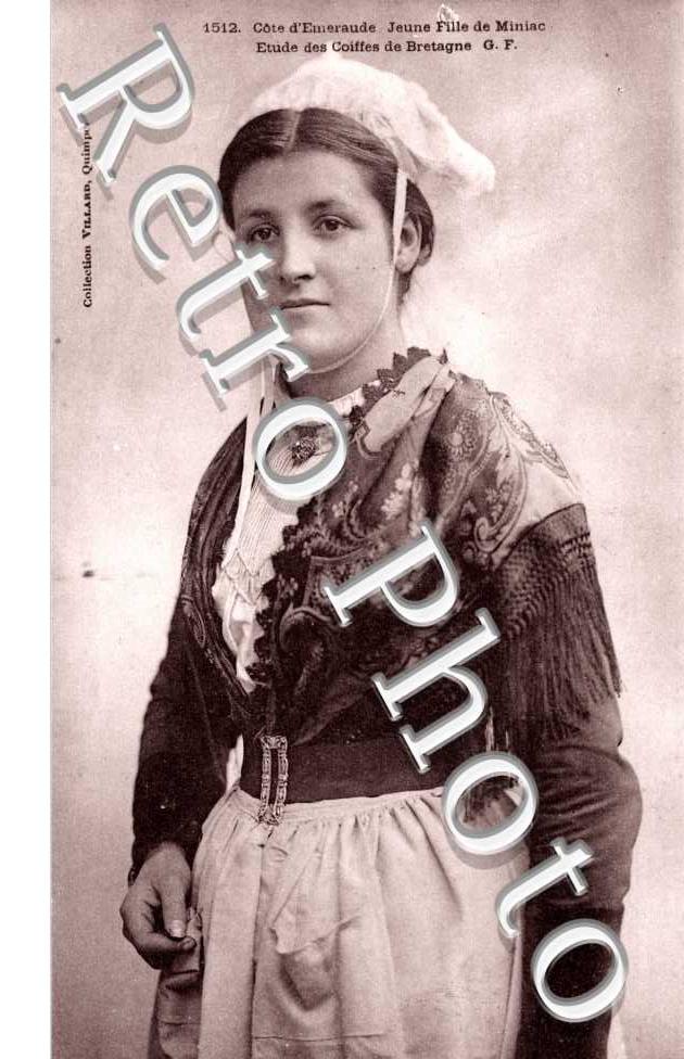 Jeune Fille du Pays, Etude des Coiffes de Bretagne