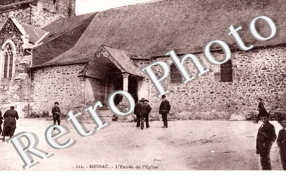 l&#039;entree de l&#039;eglise
