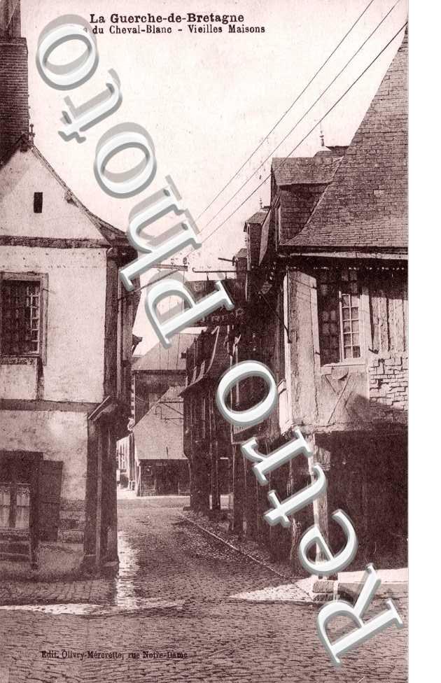 Rue du Cheval Blanc, Vieilles Maisons