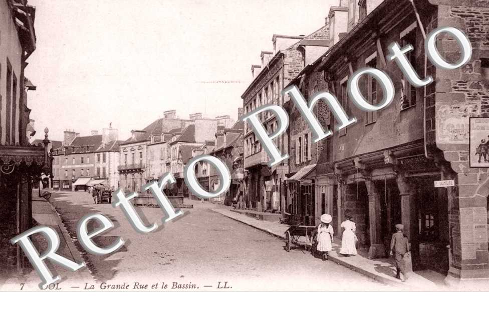 la grande rue et le Bassin