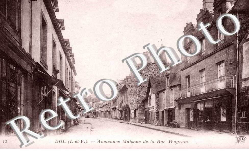 Anciennes Maisons et la Rue Wagram