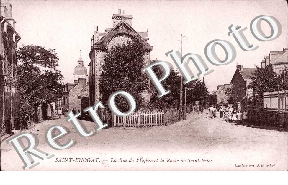 Saint Enogat, Rue de l'Eglise et Route de Saint Briac