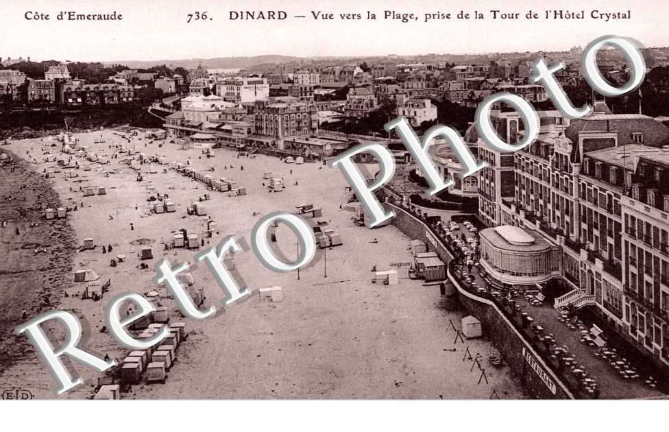 vue vers la Plage et Tour de l'Hotel Crystal