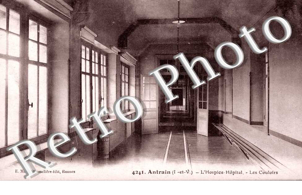 Hospice - Hopital - les Couloirs