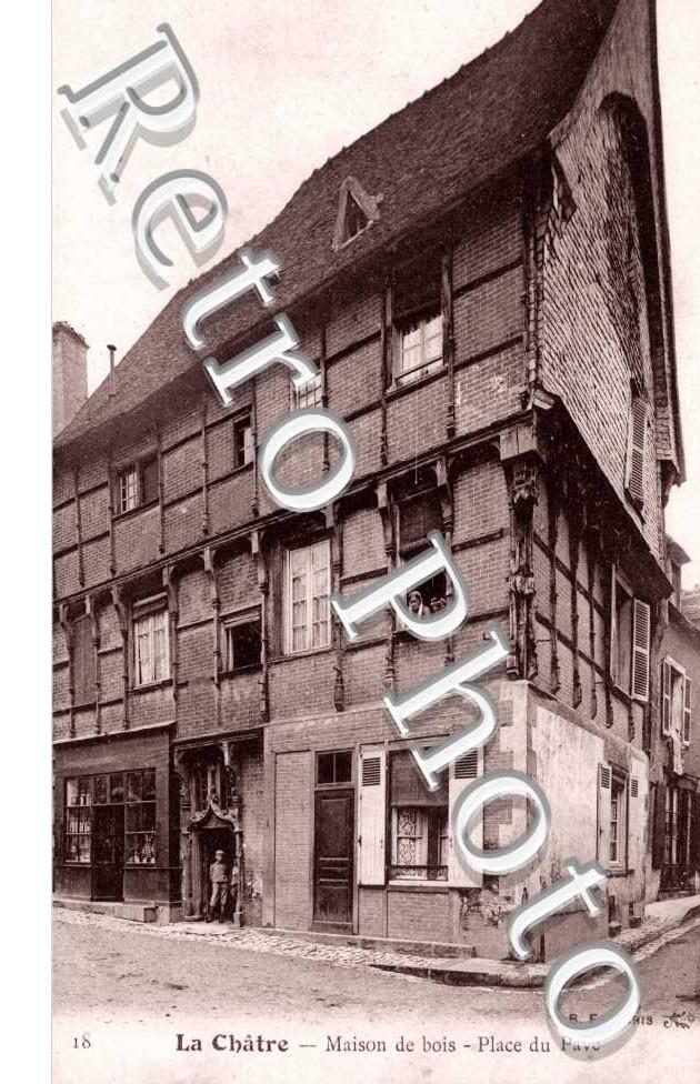 Maison de Bois - Place du Pavé