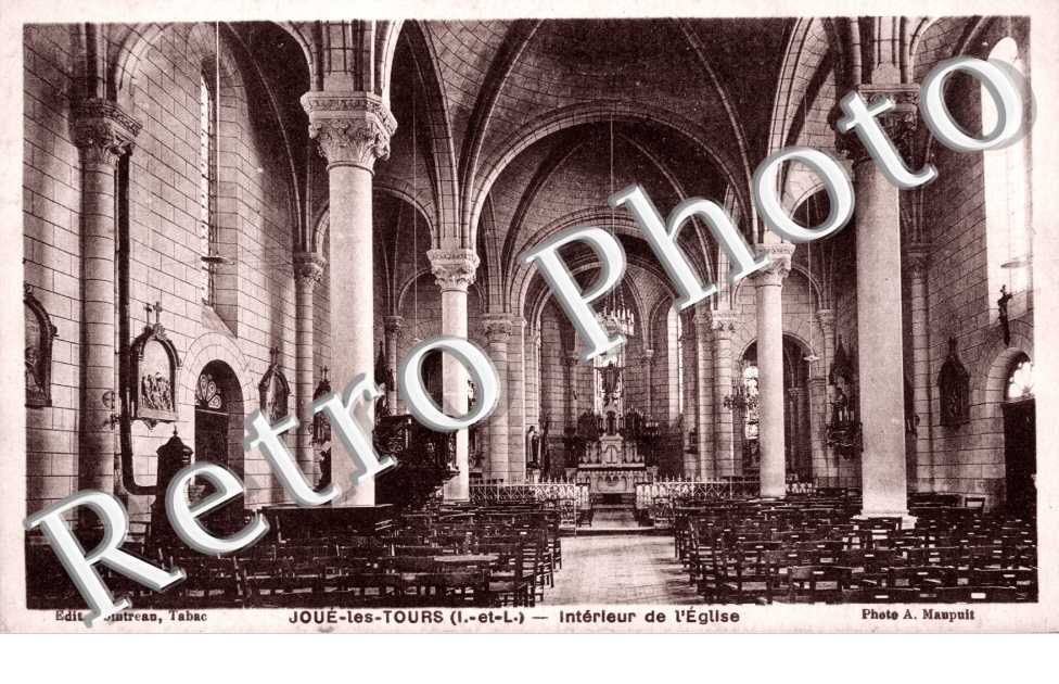 intérieur de l'eglise