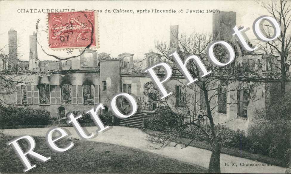 le Chateau apres l'incendie