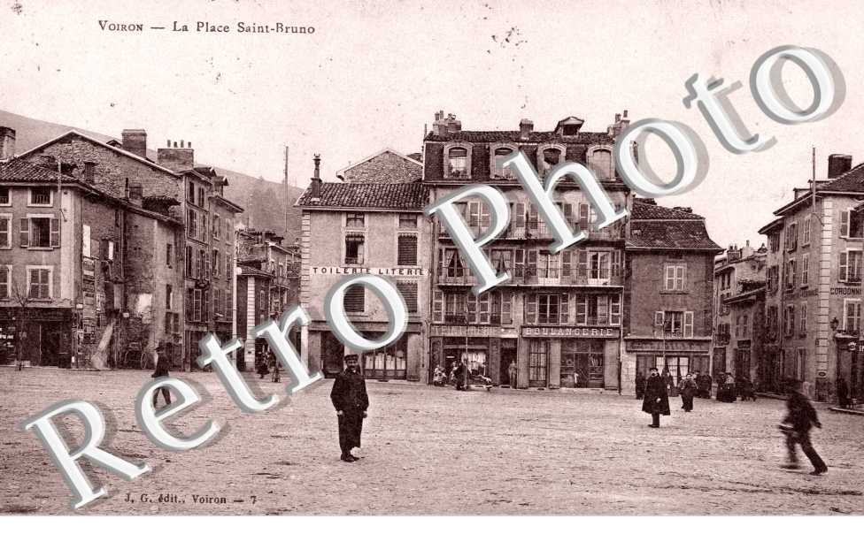 la Place Saint-Bruno