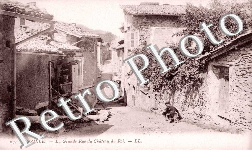 la grande rue du chateau du roi