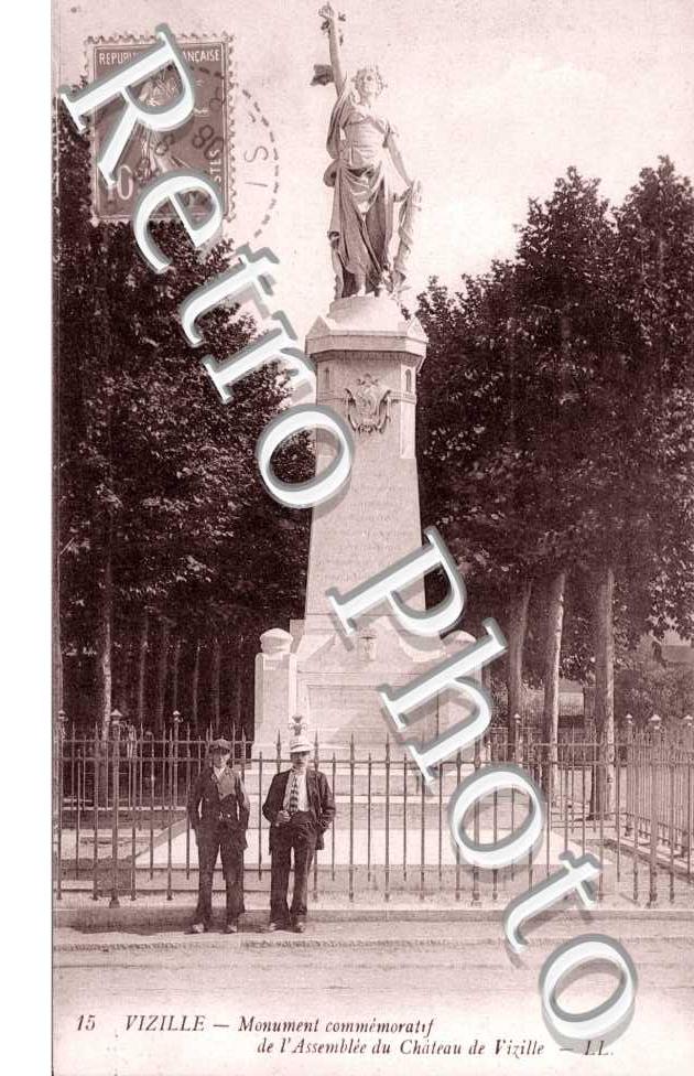 Monument commemoratif de l&#039;Assemblee du Chateau
