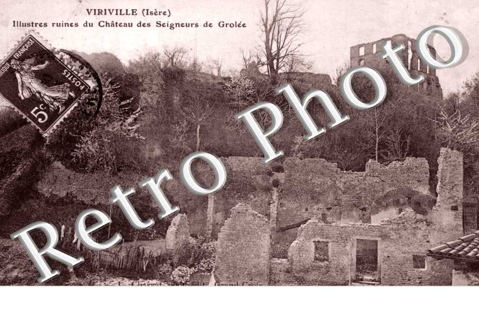 Ruines du Chateau des Seigneurs de Grolee