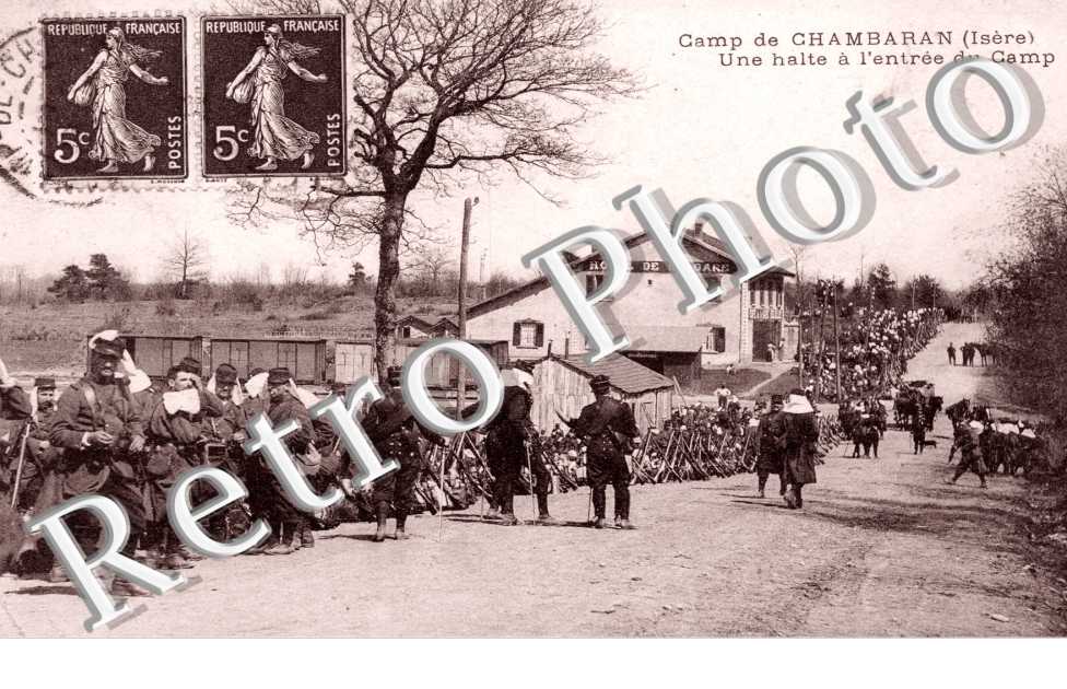 Une Halte a l&#039;Entree du Camp, Camp de Chambaran