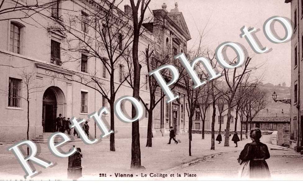 le College et la Place