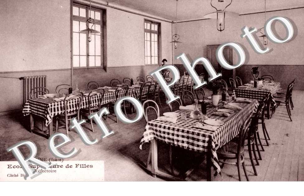 Ecole superieure de filles - refectoire