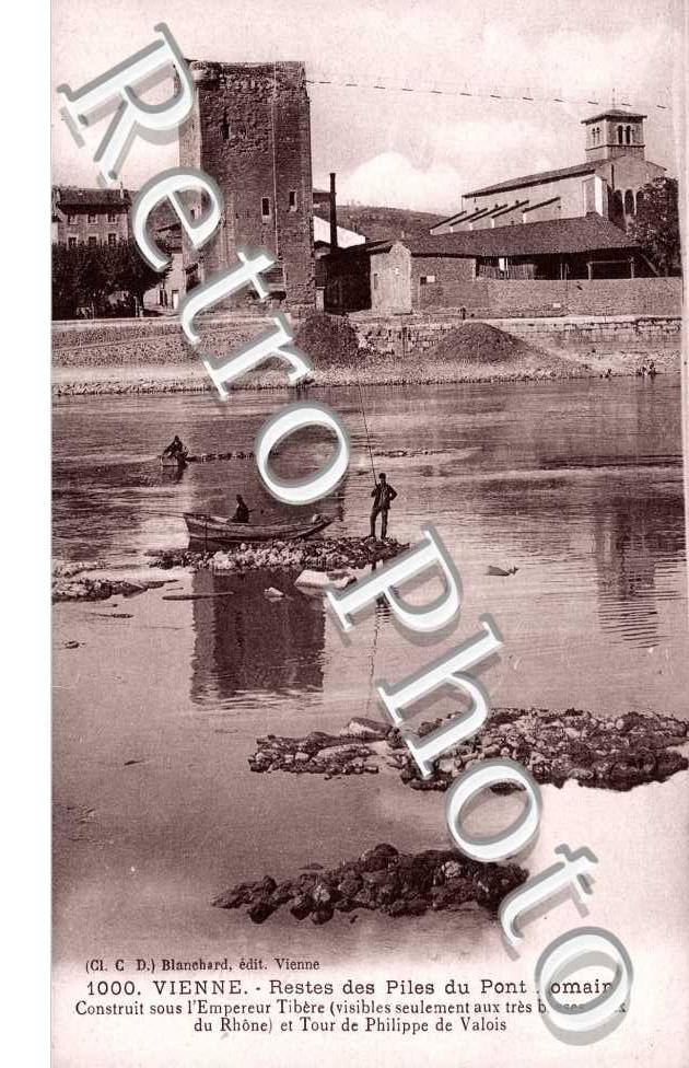 Restes des Piles du Pont Romain
