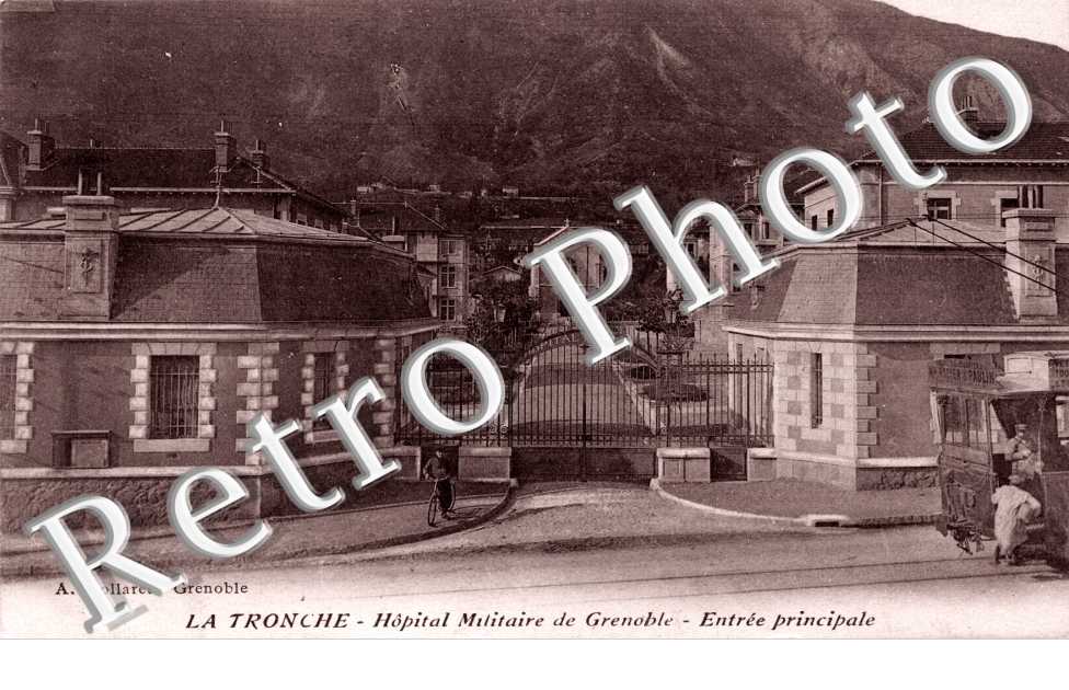 Hopital Militaire de Grenoble - entree principale