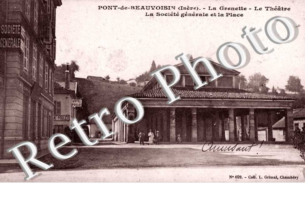 La Grenette, le Theatre, la Societe Generale et la Place