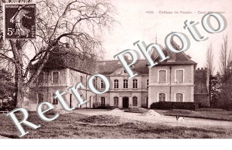 le chateau, cour d&#039;honneur